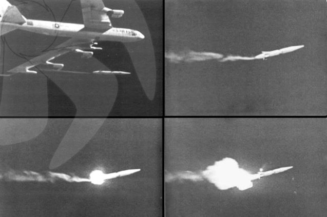 Douglas XGAM-87 (XAGM-48 Skybolt) ile bir B-52 üzerinden gerçekleştirilen atış tecrübesi