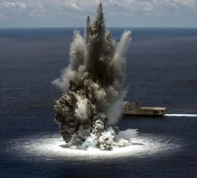 ABD donanması; gerçek şartlarda gemi sualtı infilâk doğrulama deneyi